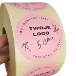 TWOJE WŁASNE LOGO - Różowe naklejki 5cm (czarny nadruk)
